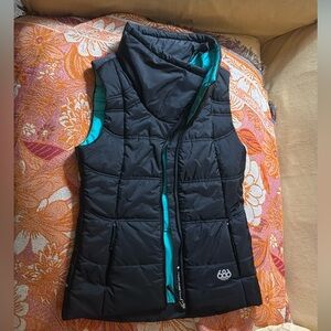 Women’s Winter Snow Long Vest - 686 10k Puffy Vest - DWR GLCR series